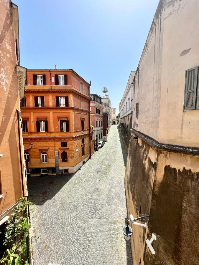 Giardini 33 Rom